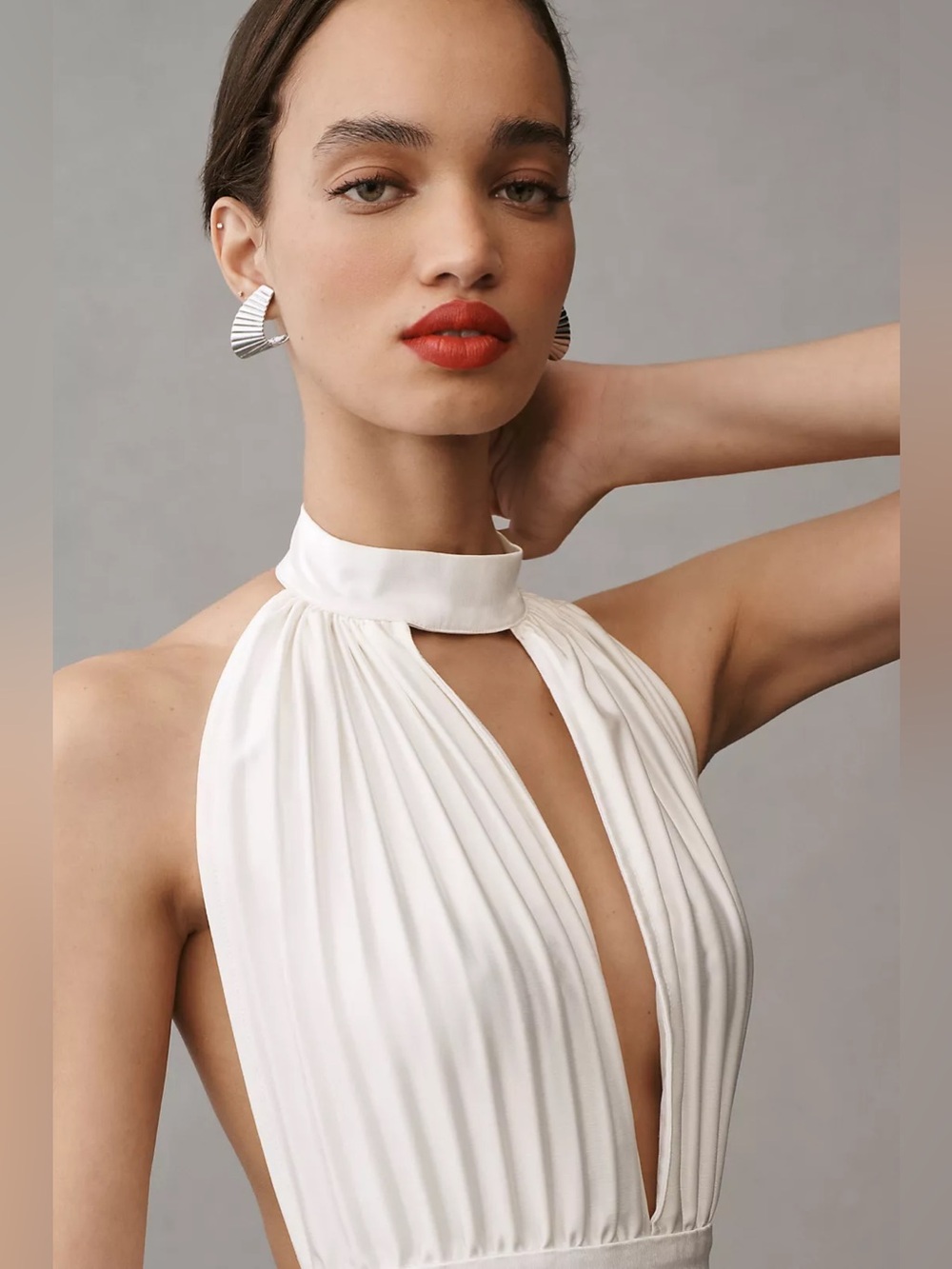 L'IDÉE
Chateau Halter Front-Cutout Pleated Midi Dress - Picture 5 of 5
